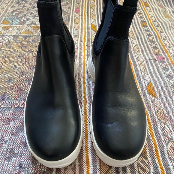 Leoffler Randall Platform Chelsea Boots - Picture 5 of 7